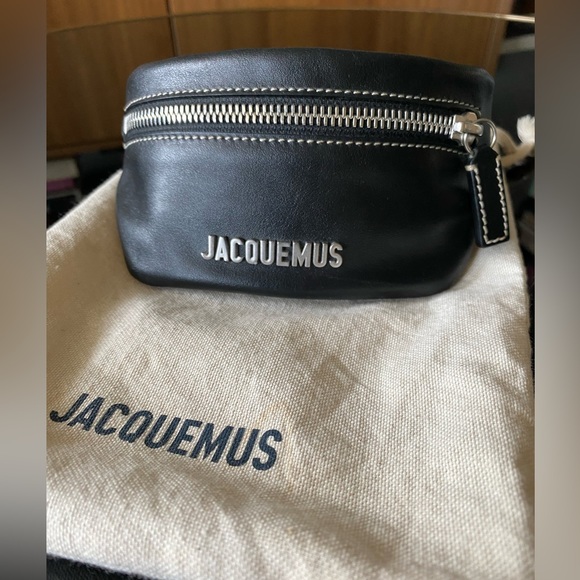 Jacquemus Unisex wallet belt in black leather - Picture 2 of 9